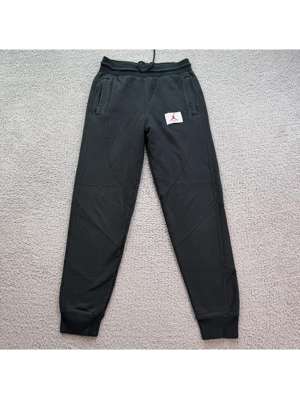Jordan Black Fleece Joggers Standard Fit Sweatpants Logo Athleisure Mens XS